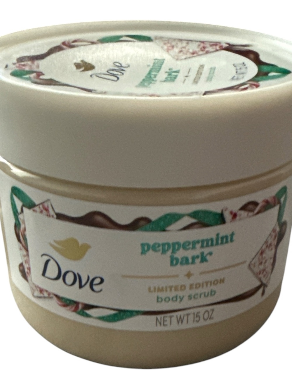 Dove Peppermint Bark Limited Edition Body Scrub – Cream